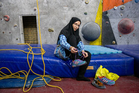 دنیایم پر از نور؛ اما مات و محو است