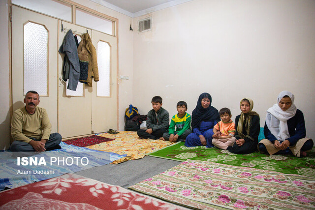 عکس: آرشیو  صدور کارت هوشمند ویژه اتباع خارجی در استان قزوین