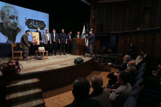 مراسم بزرگداشت «میرزا علی اکبر خان خرم قزوینی» برگزار شد