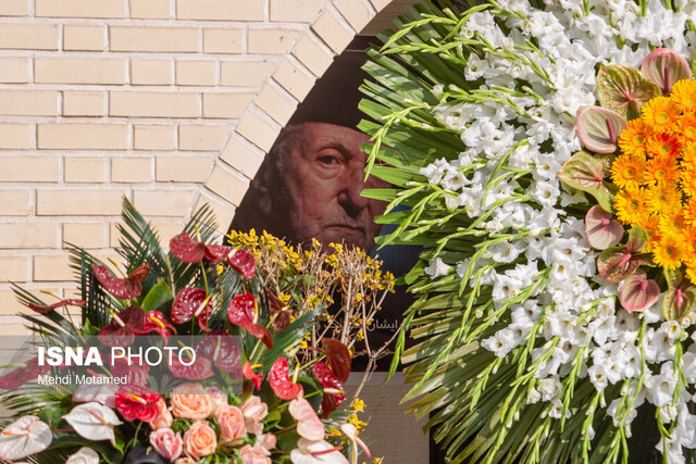 سهشنبهها بی استاد...