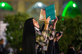 شب قدر از خداوند بزرگی بخواهیم