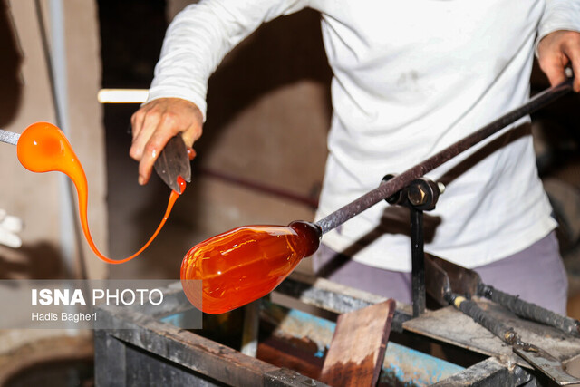 احیای شیشه‌گری سنتی در قزوین، دمی که تاریخ را زنده می‌کند