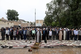 اقامه نماز طلب باران دردولتخانه صفوی قزوین