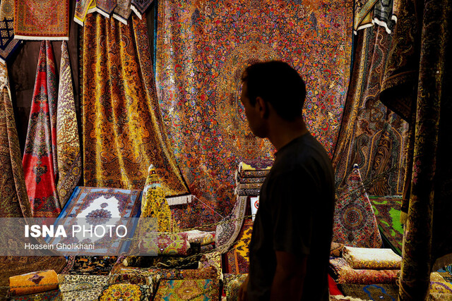 عکس تزئینی است جایگاه واقعی فرش نهاوند باید تثبیت شود