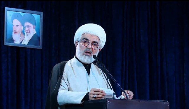 تنها راه رفع سایه جنگ، قوی شدن است تنها راه رفع سایه جنگ، قوی شدن است