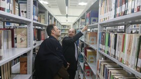 بازدید معاون فرهنگی جهاددانشگاهی کشور از کتابخانه امام خمینی(ره) قزوین