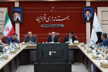 استاندار قزوین: مسئولین با سرمایه‌گذاران گردشگری همراهی کنند