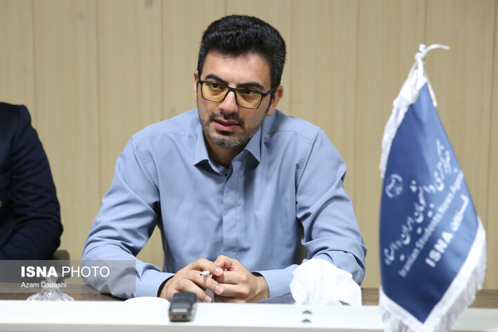 تلاش کنیم امید را به جامعه برگردانیم
