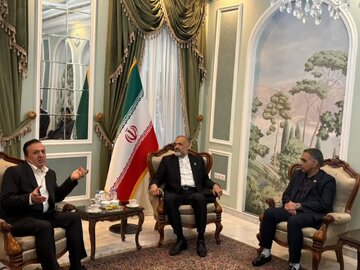 استاندار قزوین با سفیر ایران در روسیه دیدار کرد