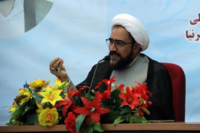 انقلاب اسلامی‌بر اساس اصل حکمت، موازنه قوا را به نفع خود برقرار کرده است