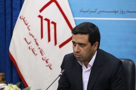 سازندگان ساختمان فاقد صلاحیت، گره رونق تولید کشور هستند