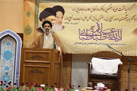 عمل یک مبلغ بسیار موثرتر از سخن اوست