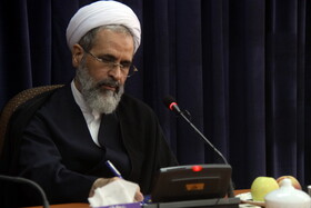 ملت ایران تسلیم مستکبران عالم نخواهد شد