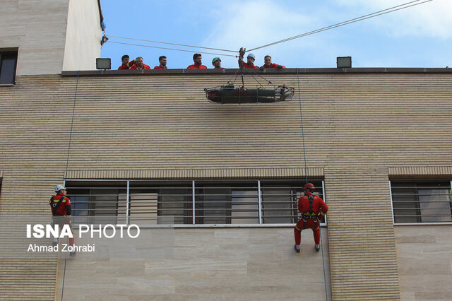 آتش نشانان عملیات ایمنی و نجات را در مراکز حساس تمرین کردند