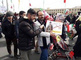 گرمای حضور، وحدت، همدلی و اتحاد، سرمای 22 بهمن قم را محو کرد