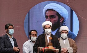 فعال رسانه ای قم، با روایت «ایستاده در قم» اول شد