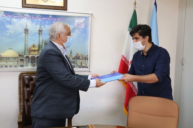 تقدیر از کارشناسان صنایع‌دستی استان قم

