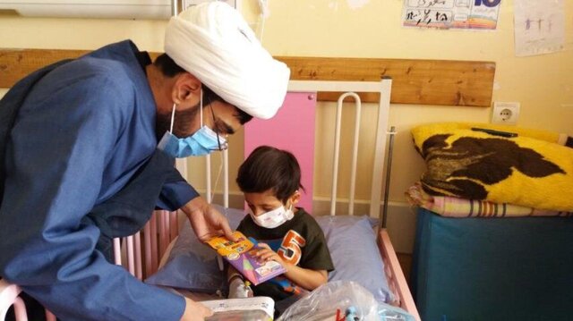 طلاب و روحانیون جهادی استان قم تقدیر شدند
