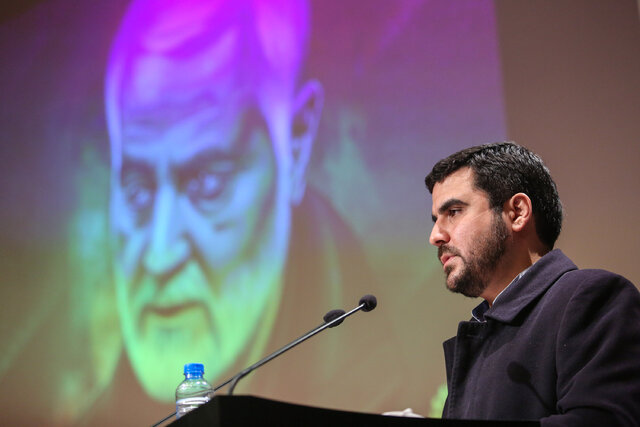 فرهنگ جامعه باید در مسیر مکتب سلیمانی باشد فرهنگ جامعه باید در مسیر مکتب سلیمانی باشد