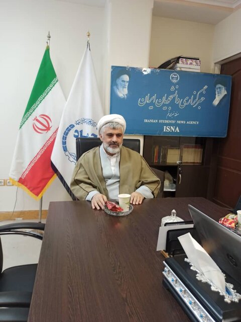 نگاه سیاسی به انتظار، نگاهی حداقلی است/ شبه جزیره هند را فراموش کردیم