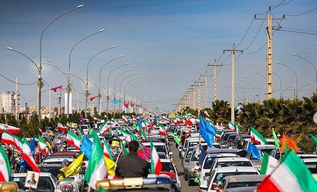 راهپیمایی خودرویی 22 بهمن قم از بلوار پیامبر اعظم تا جمکران