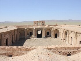 آغاز مرمت کاروانسرای تاریخی صدرآباد قم