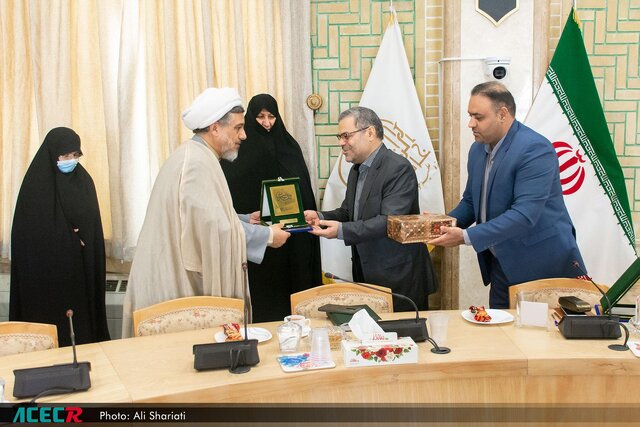 همکاری های جهاددانشگاهی قم و جامعه الزهرا(س) افزایش می یابد