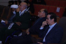 ایثار و شهادت به ملت ایران استقامت و قدرت داده است