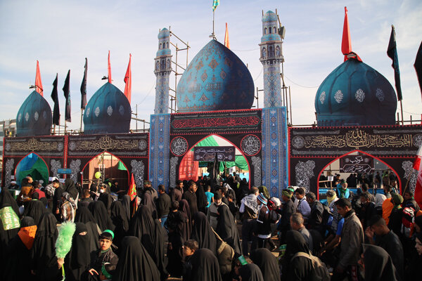 از امکان تماس رایگان با ایران تا پذیرایی سه وعده از زائران اربعین در عمود ۱۰۹۰
