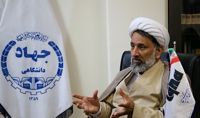 حوزه قم بعد از انقلاب اجتماعیتر از نجف شد