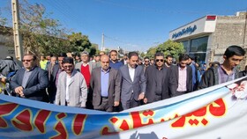 ملت ایران جنایات آمریکا در حق خود را فراموش نمی‌کنند