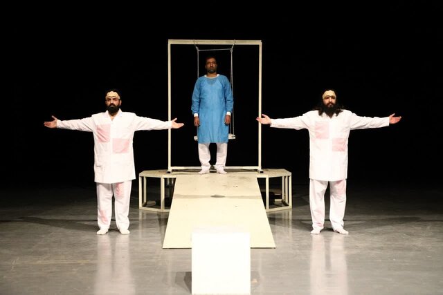 تئاتر «ثانیه ها» مخاطبان را به تماشای خود دعوت می کند