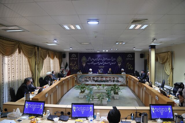 گزارشی از دومین نشست هم‌اندیشی روسای کمیسیون‌های فرهنگی شوراهای شهرهای حماسه‌ساز انقلابی