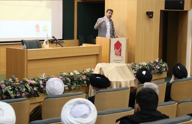 آیین رونمایی از سلسله احیاء آثار علماء لکهنو برگزار شد +تصاویر