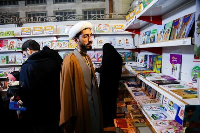 نمایشگاه کتاب دین استان قم از ظرفیت ارتقا گردشگری تا برگزاری در سطح بین المللی+ تصاویر