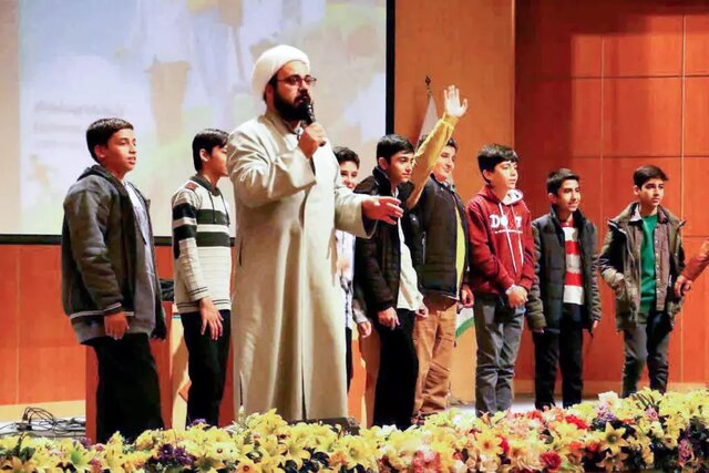 افتتاحیه دوره در محضر بانو در قم برگزار شد 