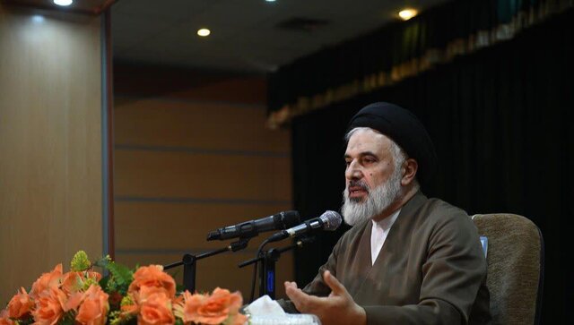 استنباط عرفان اهل بیتی؛ نیازمند یک دستگاه منطقی، روشی و مبتنی بر جهان اندیشگی دین