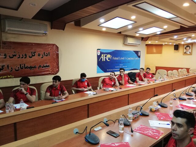 دوره آموزش مربیگری فوتسال سطح ۱ آسیا در قم آغاز شد + تصاویر