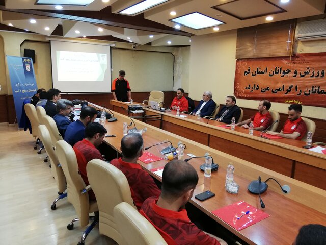 دوره آموزش مربیگری فوتسال سطح ۱ آسیا در قم آغاز شد + تصاویر