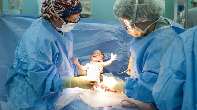 جراحی پرمخاطرهای که بانوان ایرانی همچنان از آن استقبال میکنند جراحی پرمخاطرهای که بانوان ایرانی همچنان از آن استقبال میکنند