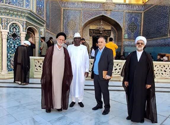 حضور مشاور ویژه رئیسجمهور سنگال در حرم حضرت معصومه (س)
