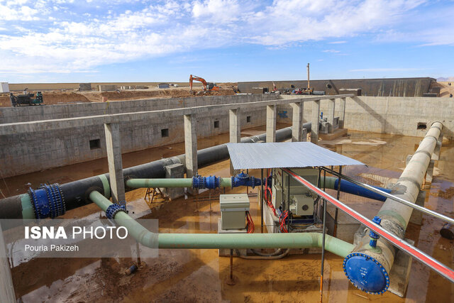 عکس تزئینی است شستشوی ۱۴۶۱ کیلومتر خطوط انتقال و شبکه آبرسانی قم