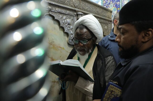 حضور شیخ زکزاکی در حرم حضرت معصومه(س)