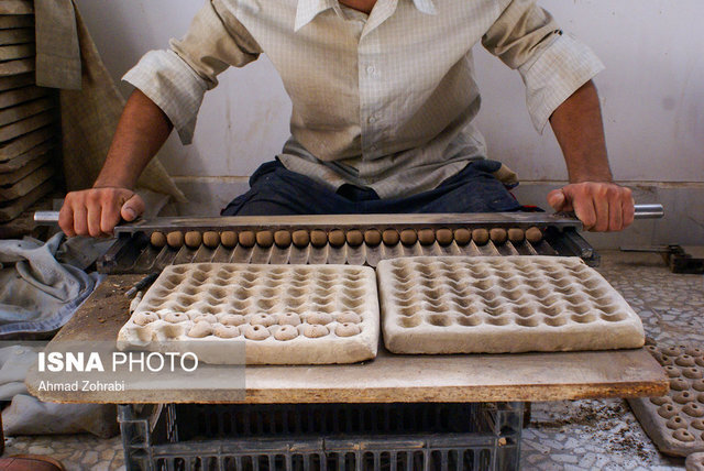 صنایع دستی؛ تجسم ظرافتهای فرهنگی و تاریخی قم صنایع دستی؛ تجسم ظرافتهای فرهنگی و تاریخی قم