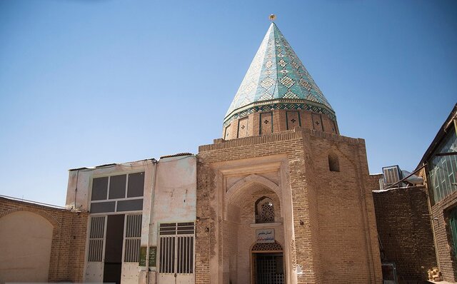 اوج تجلی هنر گچبری در بقاع متبرکه قم