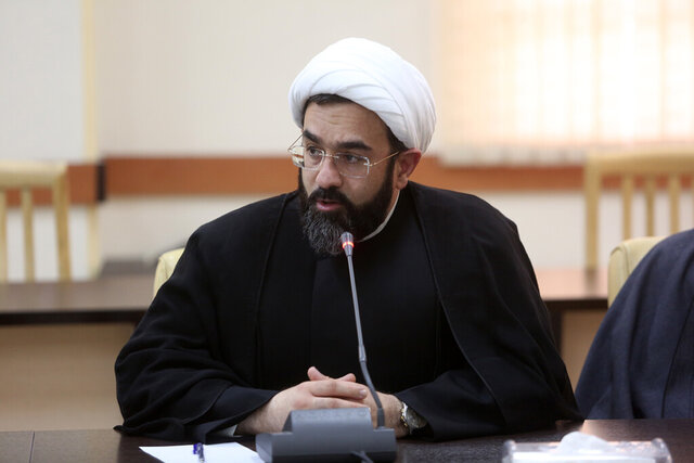 تجلیل از ۷۰۰ بانوی قهرمان قمی در دهه کرامت/ رویکرد شعار دهه کرامت با محوریت دختران غزه باشد