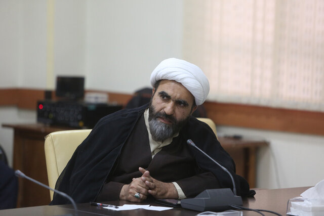 تجلیل از ۷۰۰ بانوی قهرمان قمی در دهه کرامت/ رویکرد شعار دهه کرامت با محوریت دختران غزه باشد