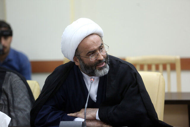 تجلیل از ۷۰۰ بانوی قهرمان قمی در دهه کرامت/ رویکرد شعار دهه کرامت با محوریت دختران غزه باشد