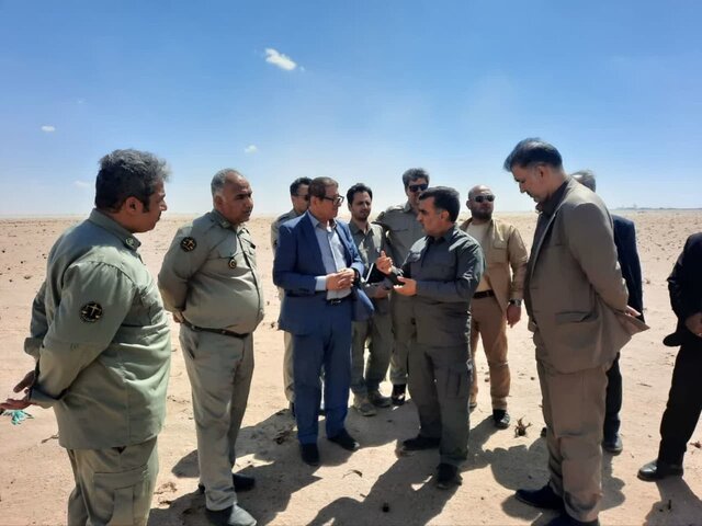 نهالکاری و مالچ پاشی زیستی برای ۲۰۰۰ هکتار از اراضی سراجه نهالکاری و مالچ پاشی زیستی برای ۲۰۰۰ هکتار از اراضی سراجه