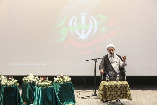 روحیه انتقادپذیری رئیسجمهوری ستودنی بود روحیه انتقادپذیری رئیسجمهوری ستودنی بود